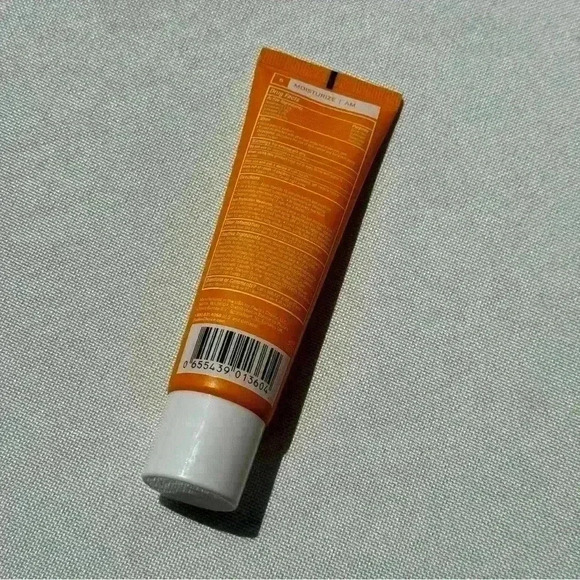 NWT Sigma Beauty Lip Gloss Color: Cor-de-Rosa - Picture 5 of 6